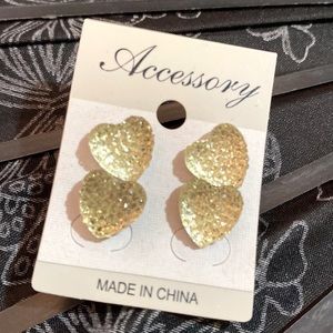 Pastel yellow heart earrings